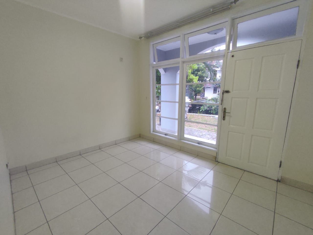 Rumah DiJual di Cluster Meadow Lippo Cikarang
